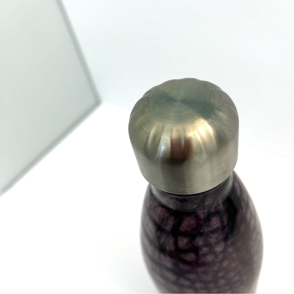 S'well 25oz Purple Alligator glossy water - Picture 6 of 8